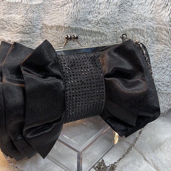 Cute cocktail back crossbody bag - Picture 2 of 12